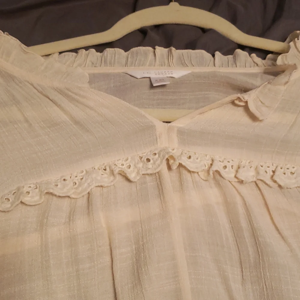 Lauren Conrad top size XXL - Picture 4 of 5
